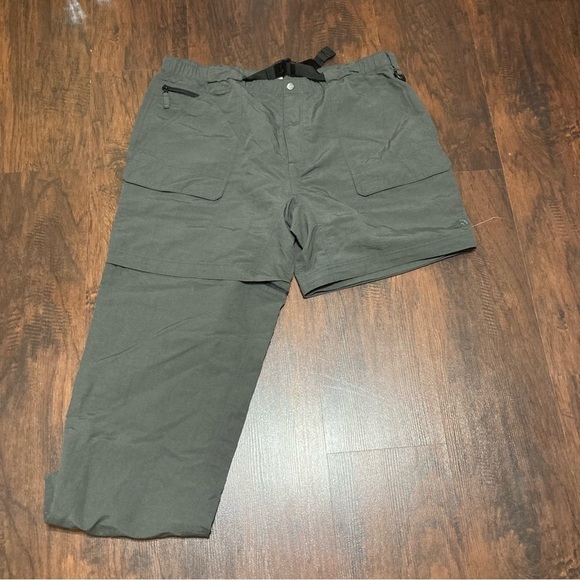 The North Face Short/Court Convertible Utility Pants  plenty of pockets XXL GuC - Picture 10 of 16